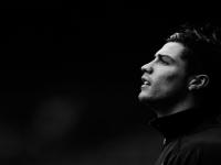 开云体育-北欧神话，芬兰冰刀击溃米兰王朝，皮克冠军级演出铸就史诗之夜