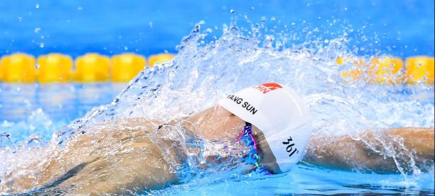 开云体育下载-绿茵场上的马龙时刻，德国战车轻取高卢雄鸡，团队协作铸就经典胜利