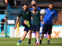 开云体育直播-意大利赛艇队协作默契，刷新最佳成绩