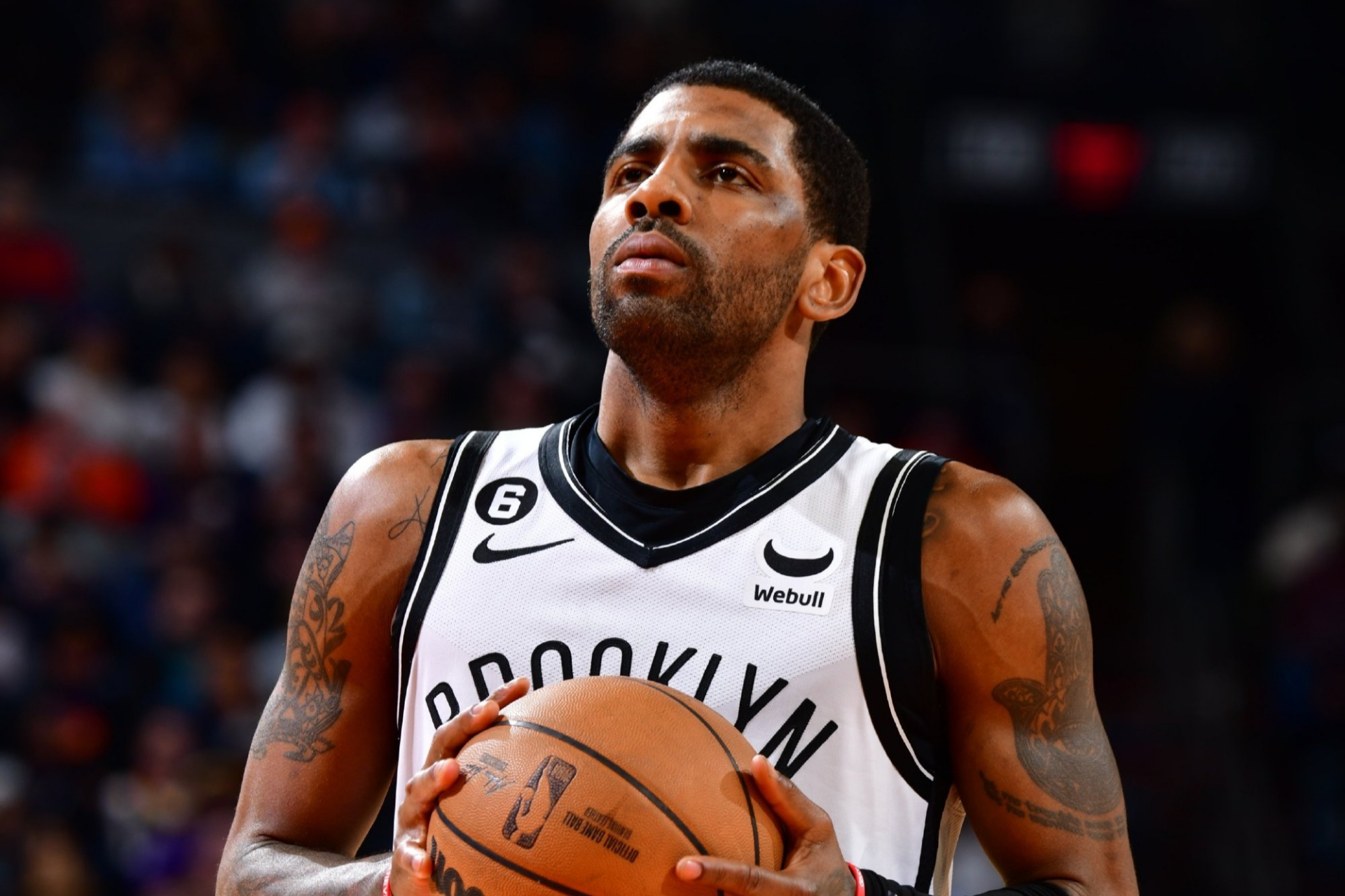 包含猛龙击败篮网，小卡领军全队奏凯喜捧胜利的词条