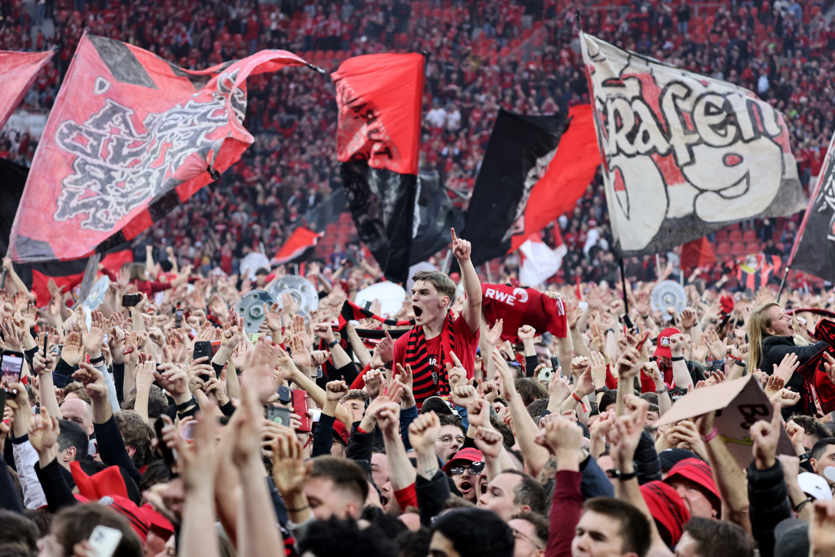 利物浦遭逆转，苦战无果无缘四强的简单介绍