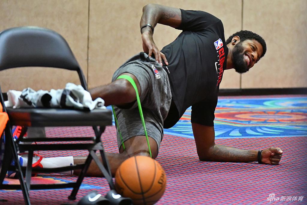 包含NBA球员训练备战,展现出色状态的词条 包含NBA球员训练备战,展现出色状态的词条