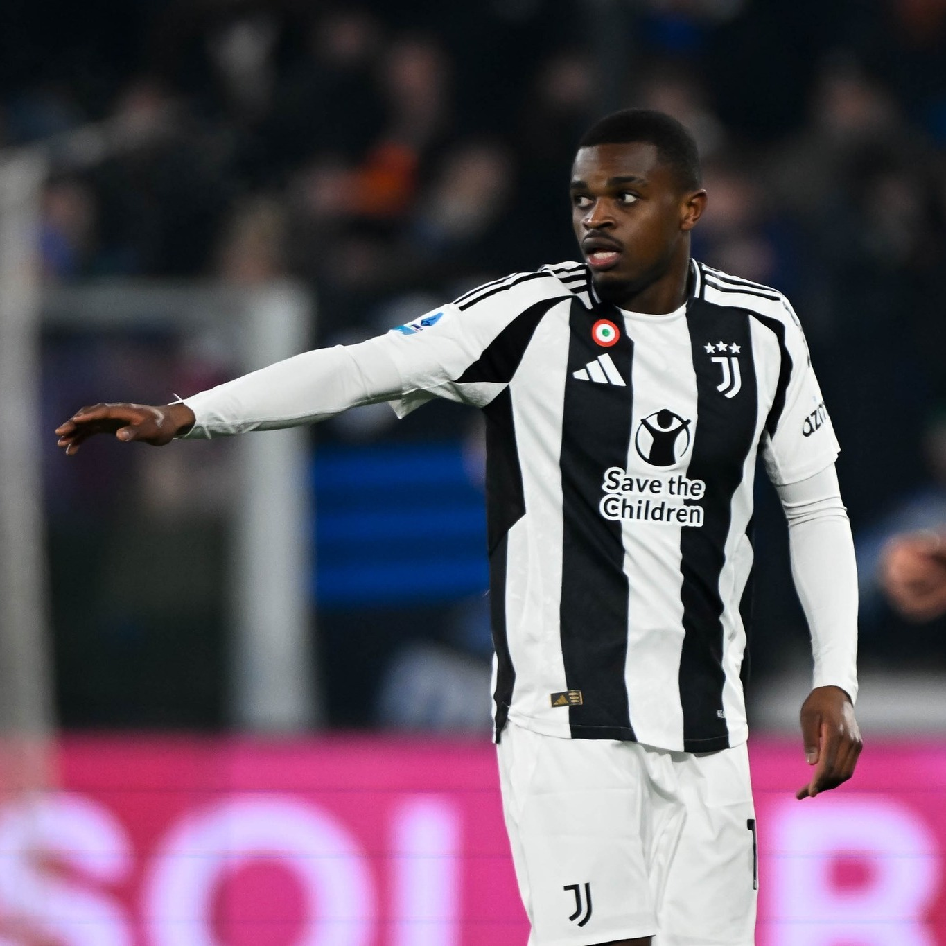 包含尤文图斯新引援表现出色，或将成为球队核心力量的词条