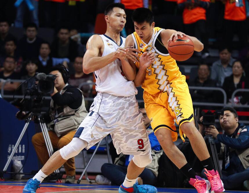 英格兰完胜那不勒斯，布鲁诺一己之力扛起全队的简单介绍